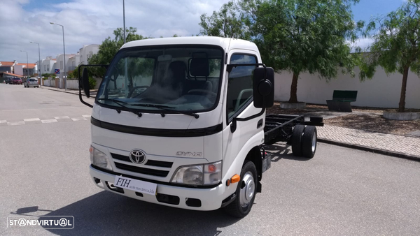 Toyota Dyna M