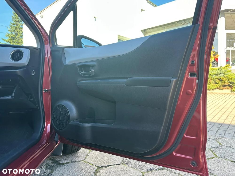 Toyota Yaris - 31