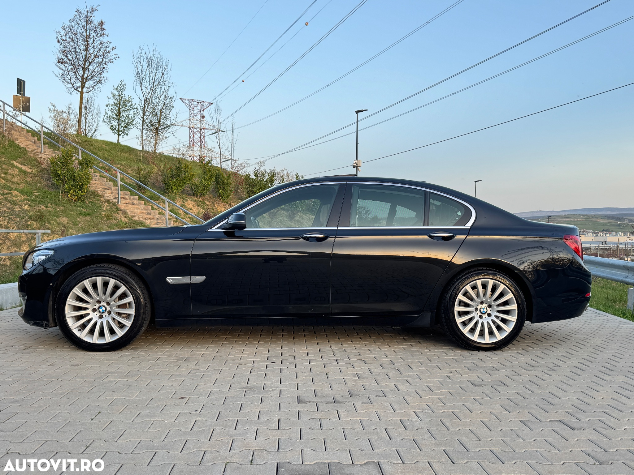 BMW Seria 7 740d xDrive - 6