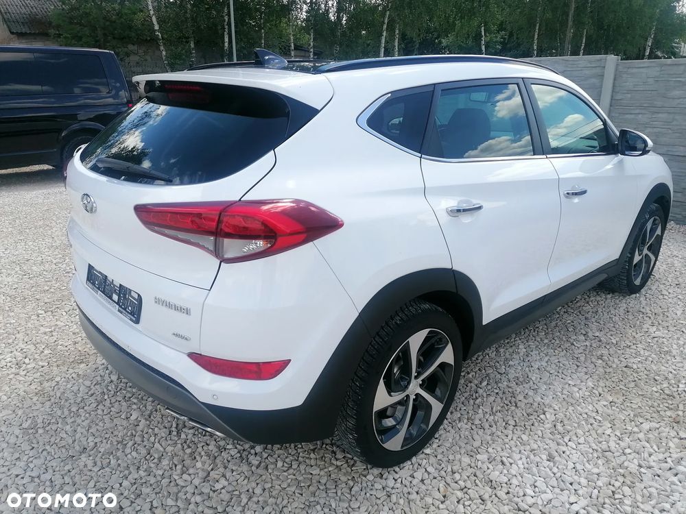 Hyundai Tucson 2.0 CRDi 4WD Automatik Style - 7