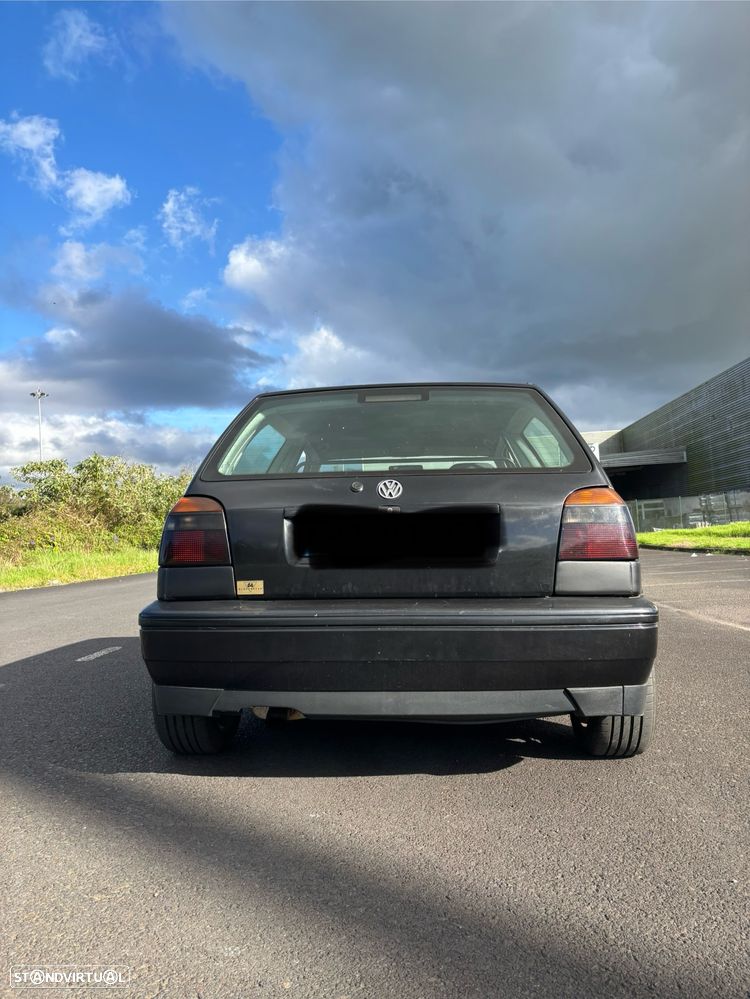 VW Golf 1.9 GTD - 5