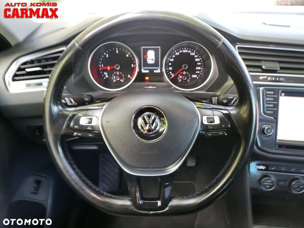 Volkswagen Tiguan - 14