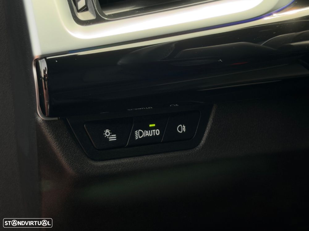 BMW X1 18 d sDrive xLine Auto - 16