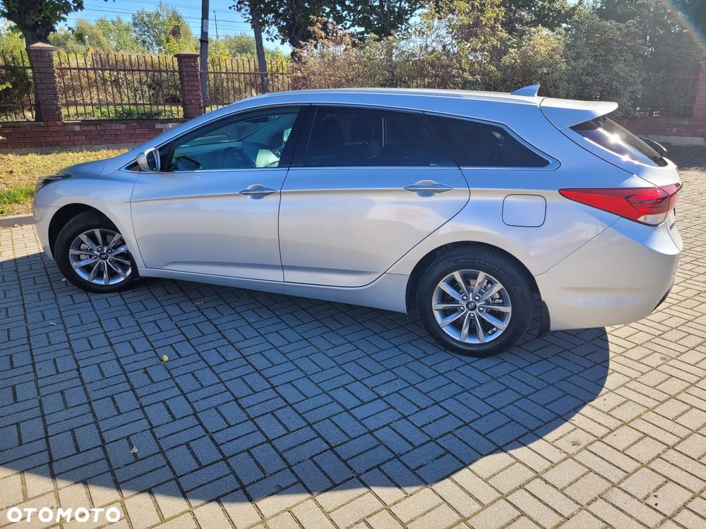 Hyundai i40 1.7 CRDi Comfort DCT - 3