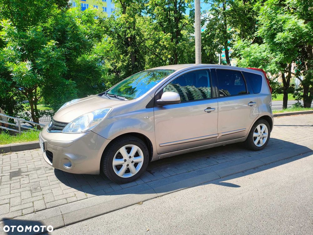 Nissan Note - 1