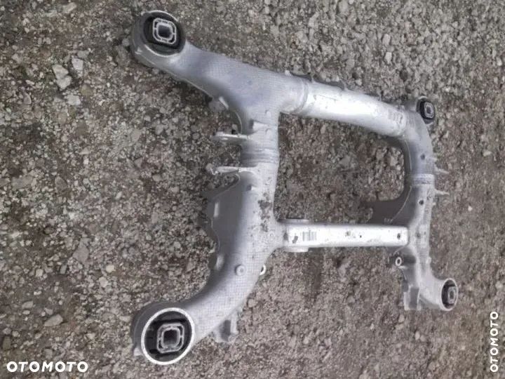 Sanki Sanie Wózek Belka BMW F10 F11 M550D 6793801 - 2