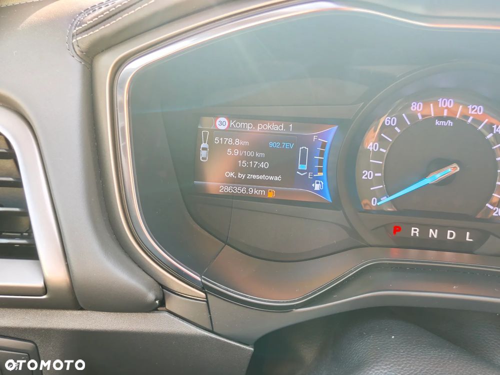 Ford Mondeo 2.0 Hybrid Vignale - 23