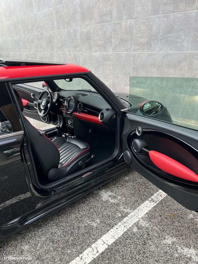 MINI 3 Portas John Cooper Works - 8