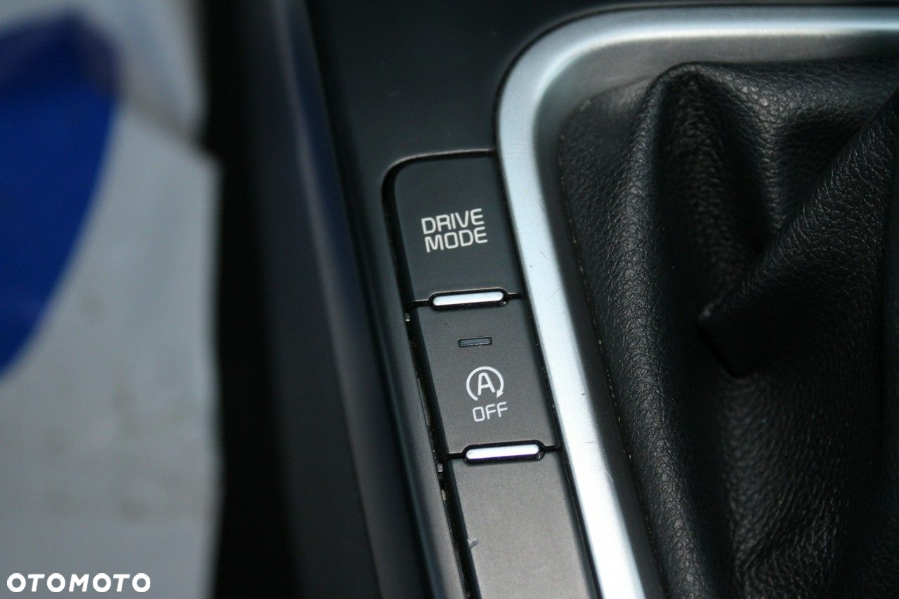 Kia Ceed - 26