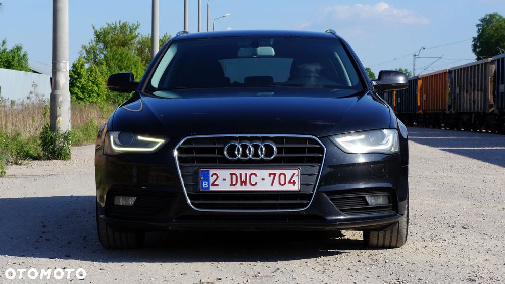 Audi A4 Avant 2.0 TDI DPF Attraction - 6