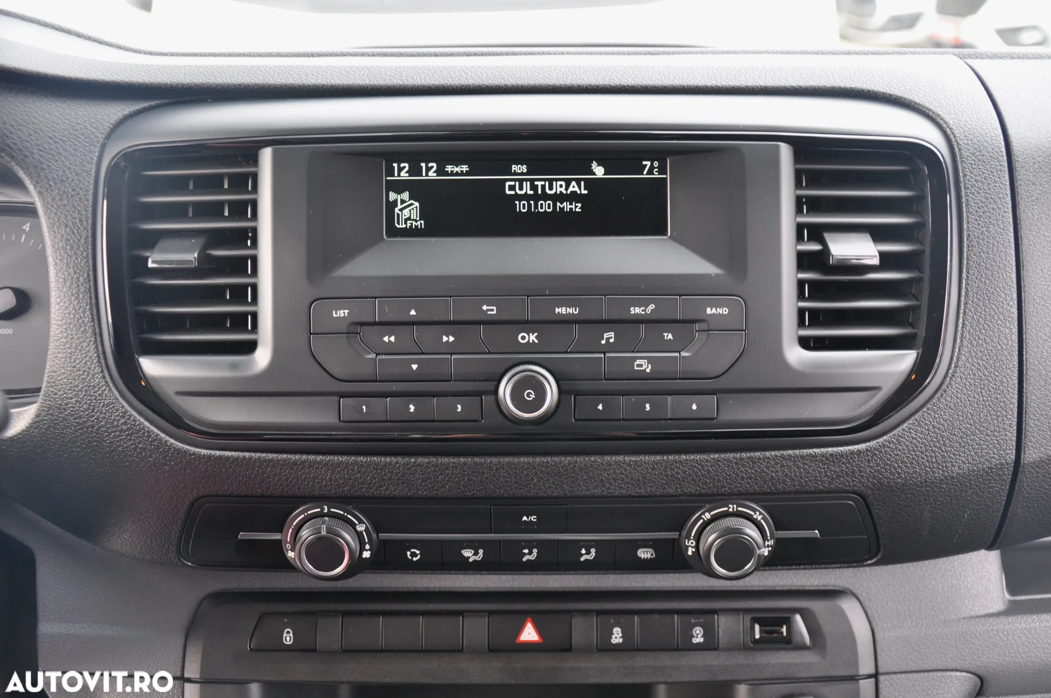 Peugeot Expert Doka 6 Locuri - 18