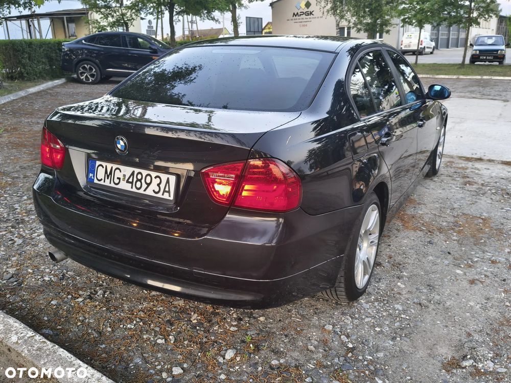 BMW Seria 3 316i - 10