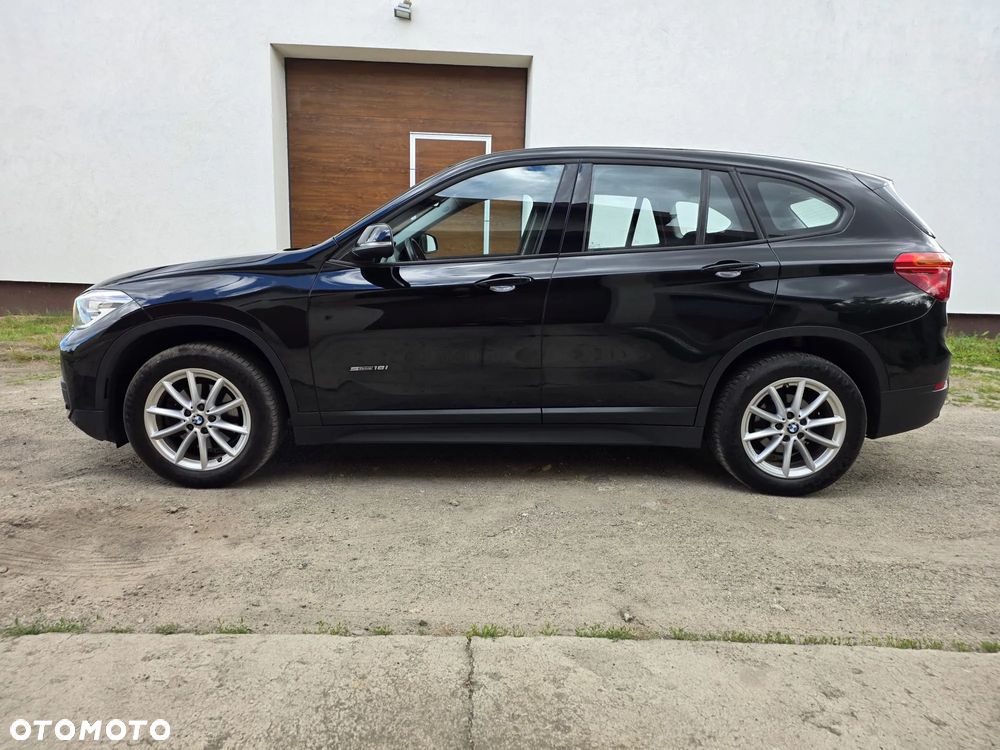 BMW X1 sDrive18i - 4