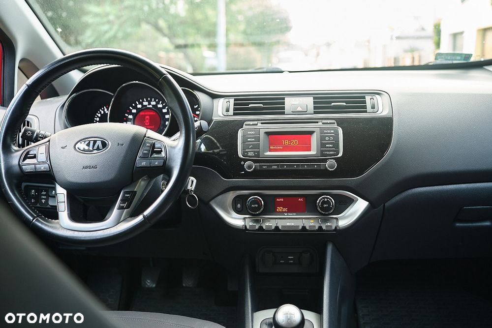 Kia Rio 1.2 Business Line - 8