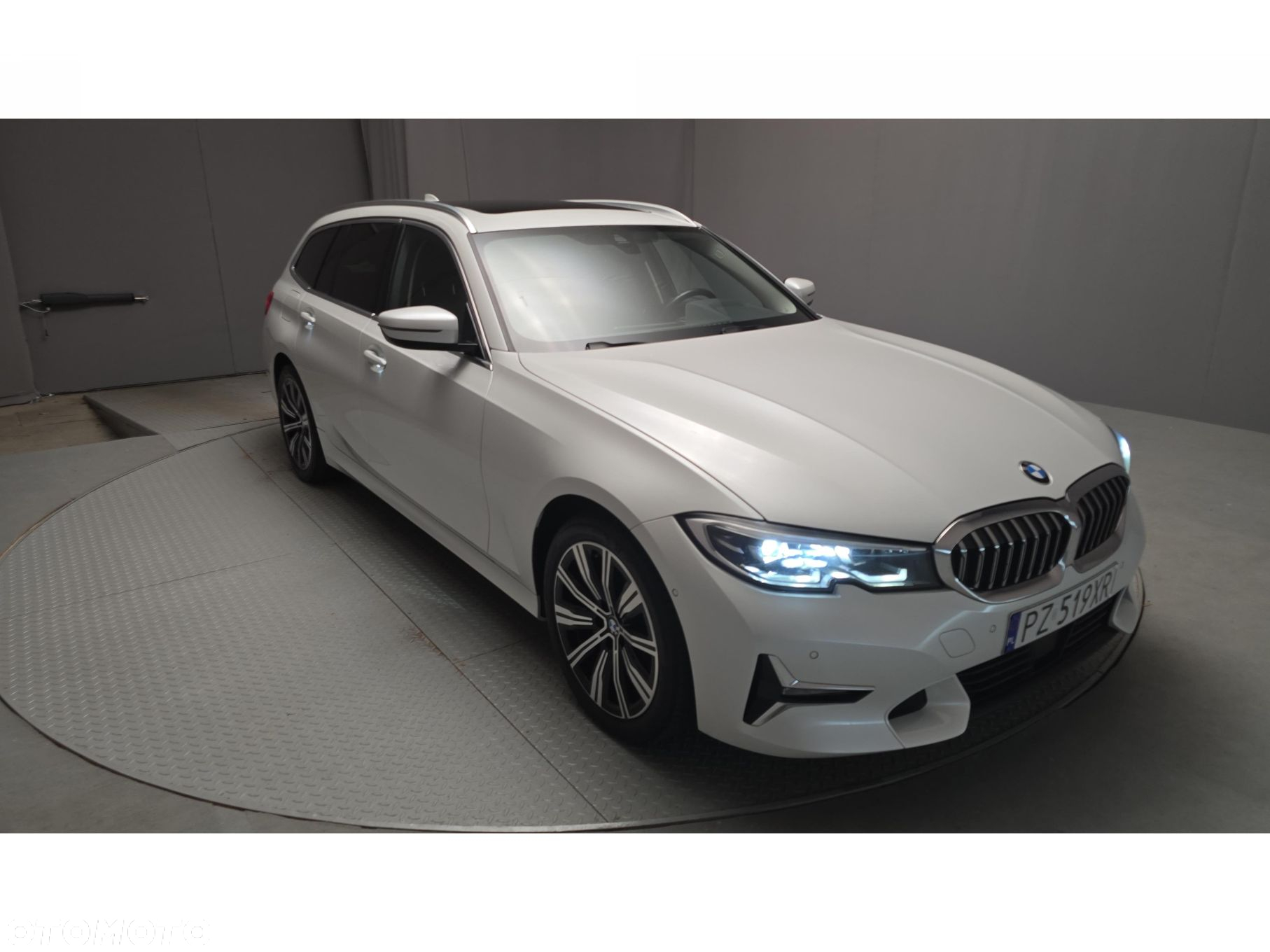 BMW Seria 3 320d xDrive Luxury Line - 26