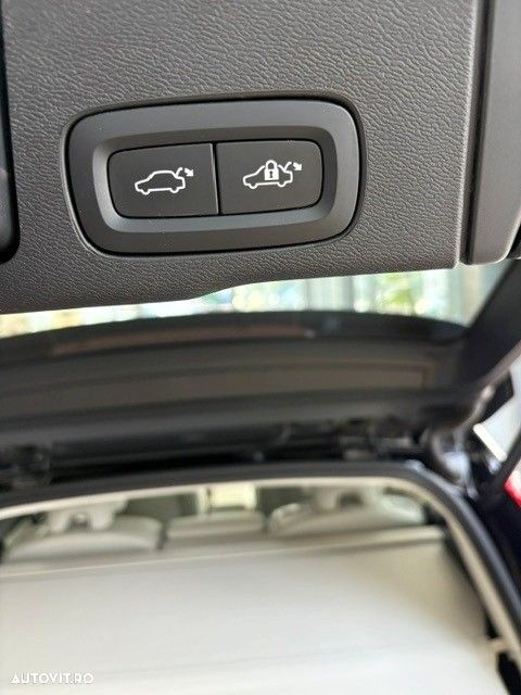 Volvo XC 60 B4 MHEV AT FWD Core - 7