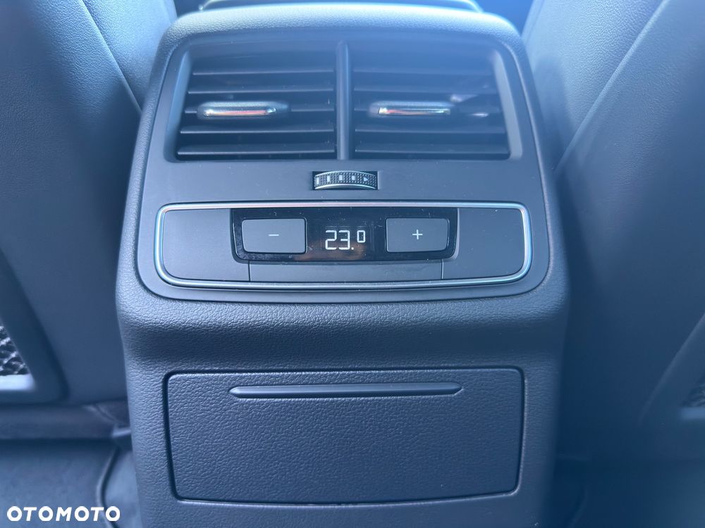 Audi A4 Avant 2.0 TDI S tronic sport - 40
