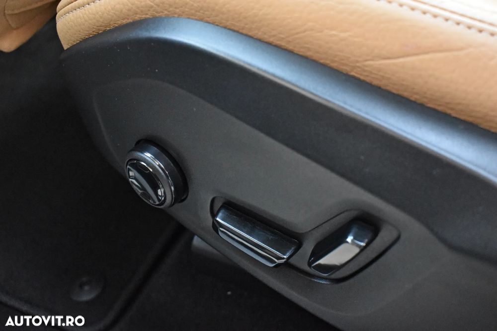 Volvo XC 60 D4 AWD Inscription - 16