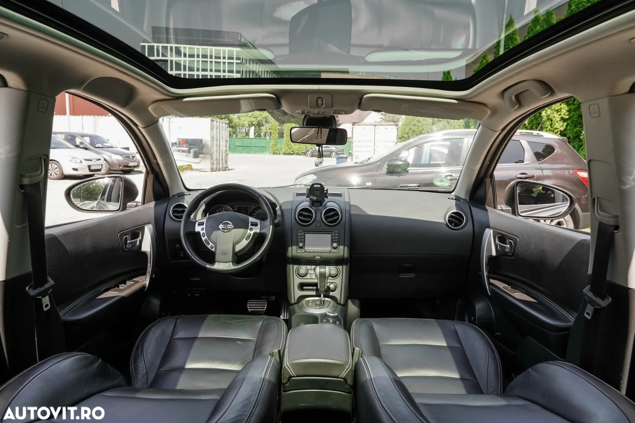 Nissan Qashqai 2.0 dCi DPF 4x4 Aut tekna - 9