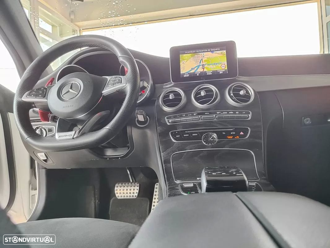 Mercedes-Benz C 220 d Coupe 9G-TRONIC AMG Line - 20