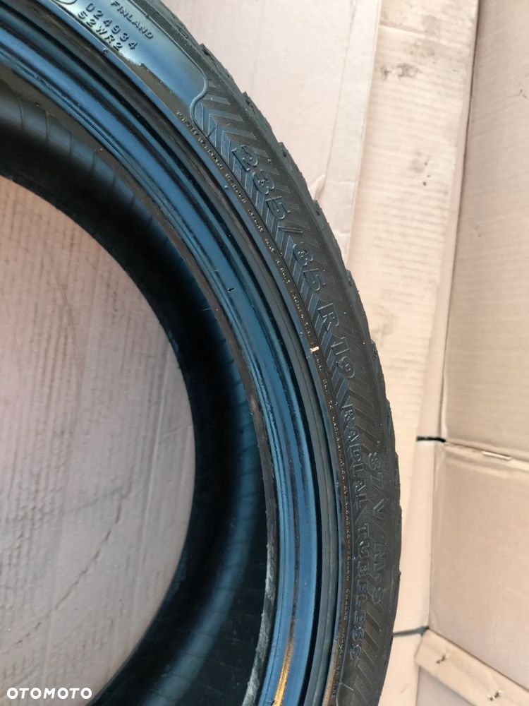 OPONY ZIMOWE NOKIAN WR 235 35 R19 87V NO - 12