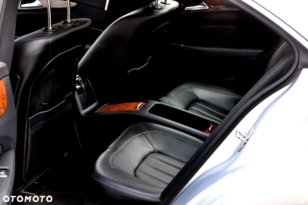 Mercedes-Benz CLS 350 7G-TRONIC - 28