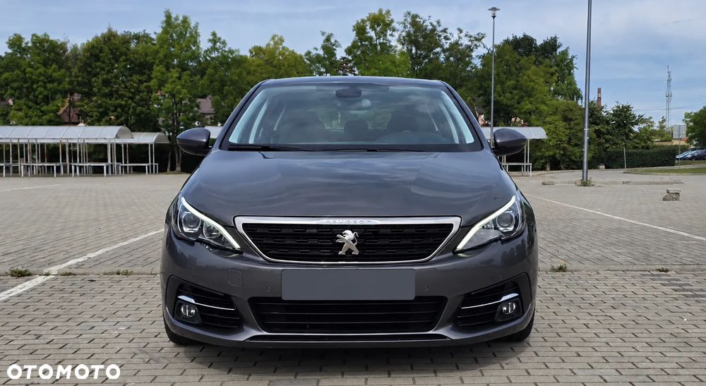 Peugeot 308 1.2 PureTech GPF Active S&S EAT8 - 6