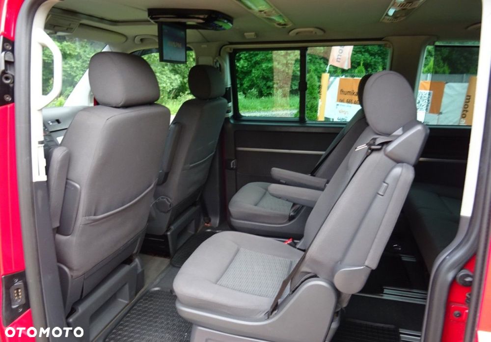 Volkswagen Multivan - 12
