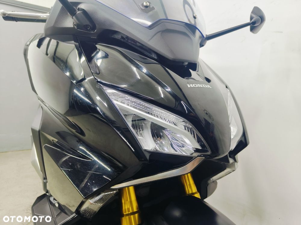 Honda NSS - 4