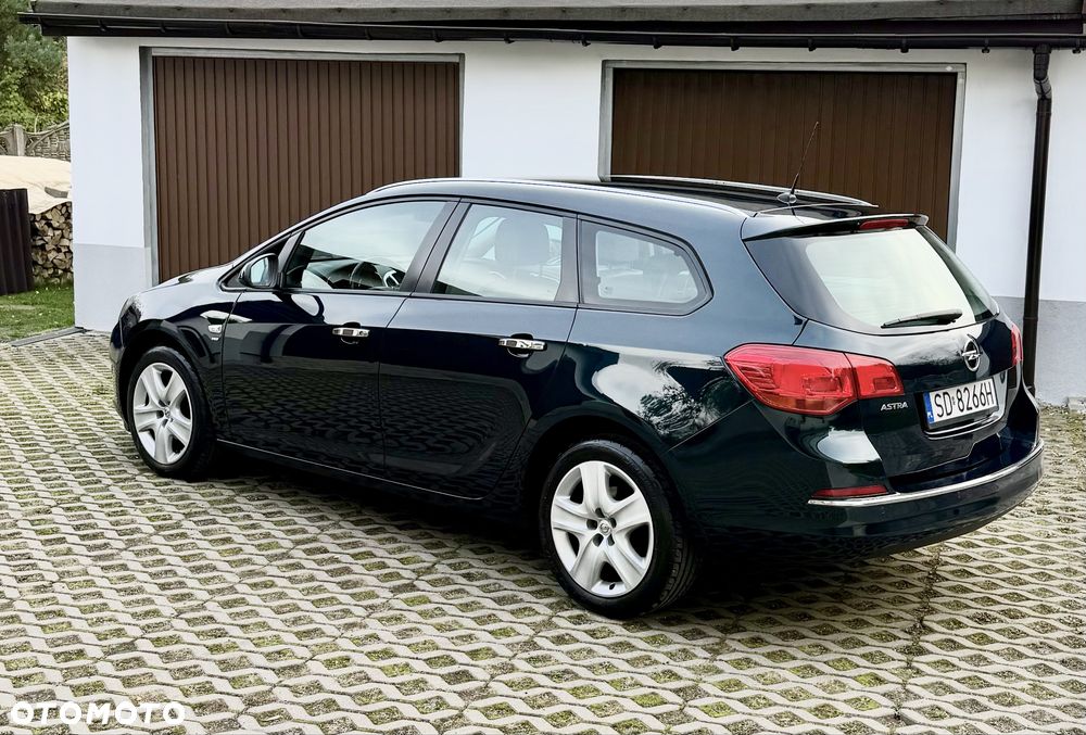 Opel Astra - 4