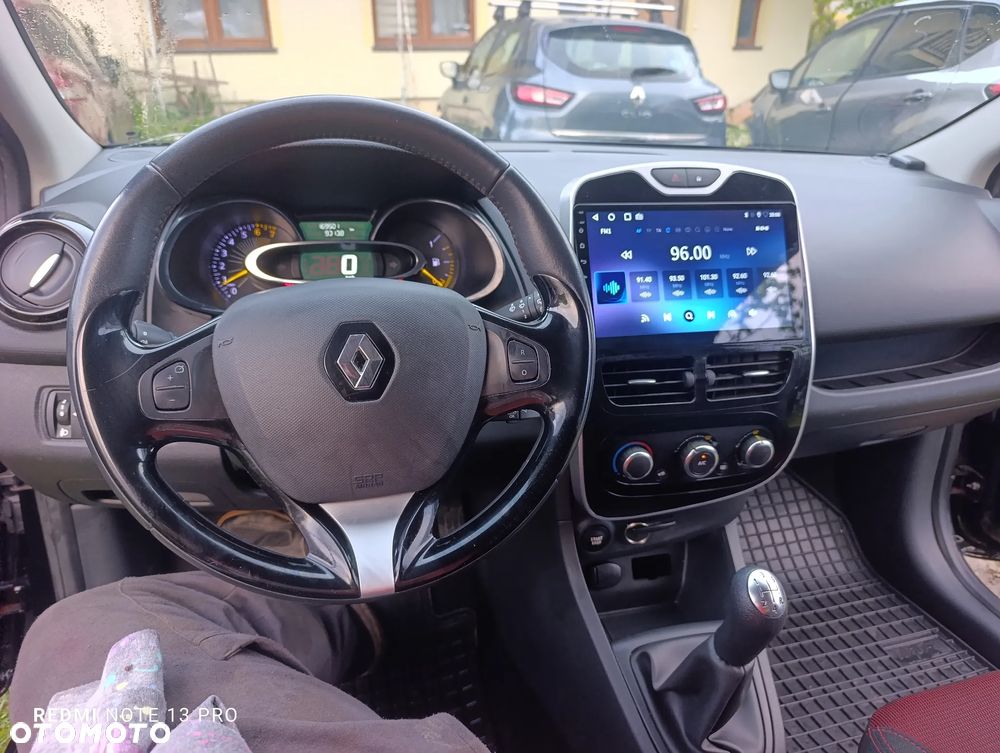 Renault Clio 1.2 16V 75 LIMITED - 20