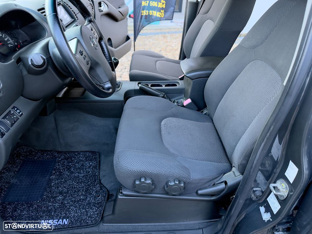 Nissan Navara 2.5 dCi CD SE - 38