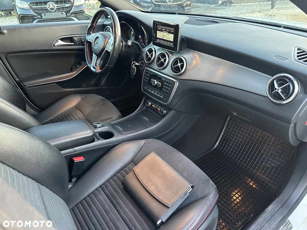 Mercedes-Benz CLA - 8
