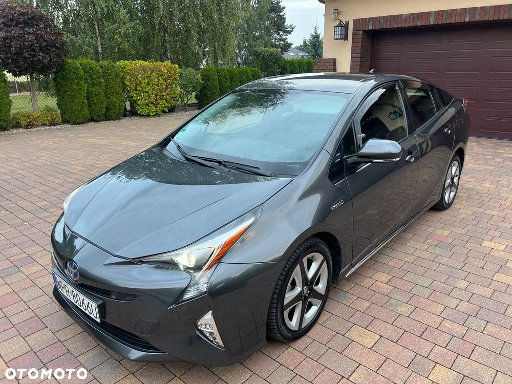 Toyota Prius 1.8 Hybrid Executive - 11