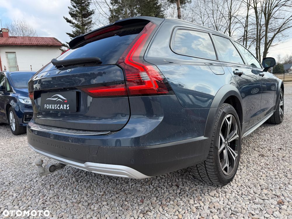 Volvo V90 Cross Country D5 AWD Pro - 13