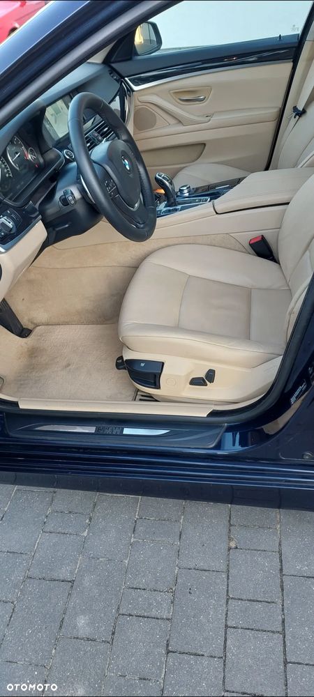 BMW Seria 5 520d - 14