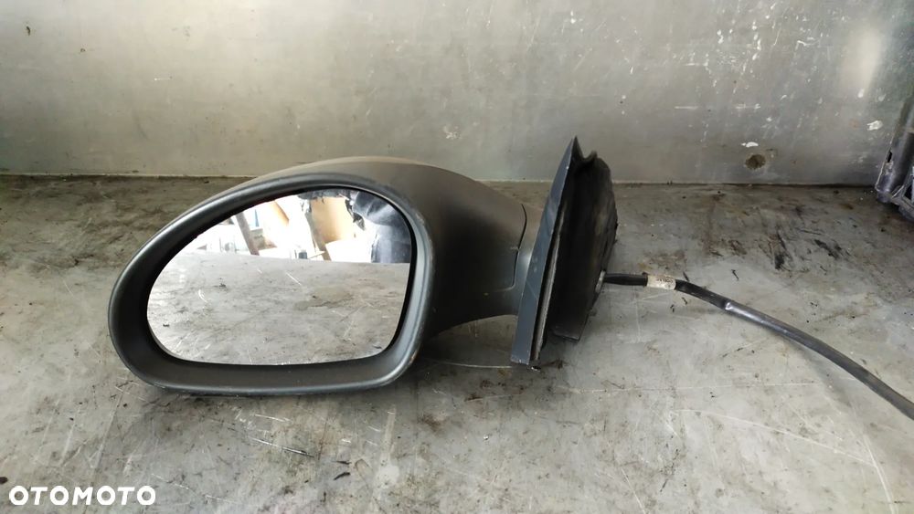 SEAT CORDOBA LUSTERKO LEWE - 1