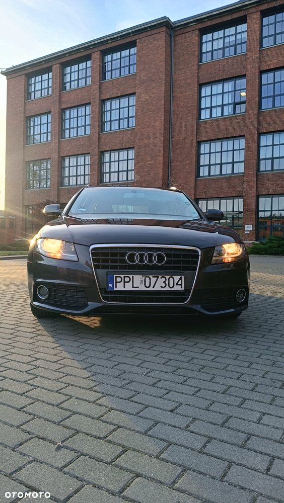 Audi A4 Avant - 11