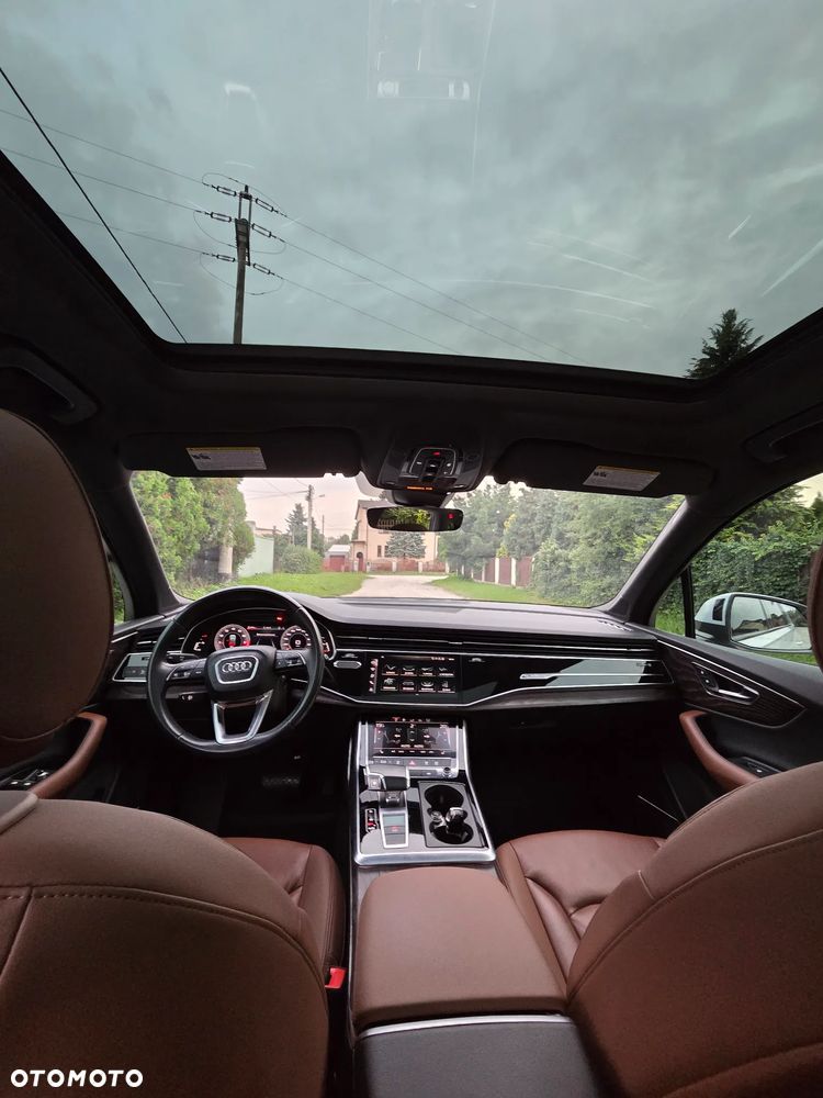 Audi Q7 - 11