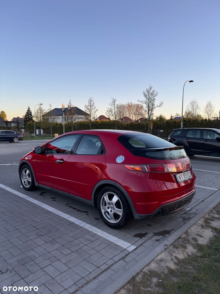 Honda Civic 1.8 Comfort - 6