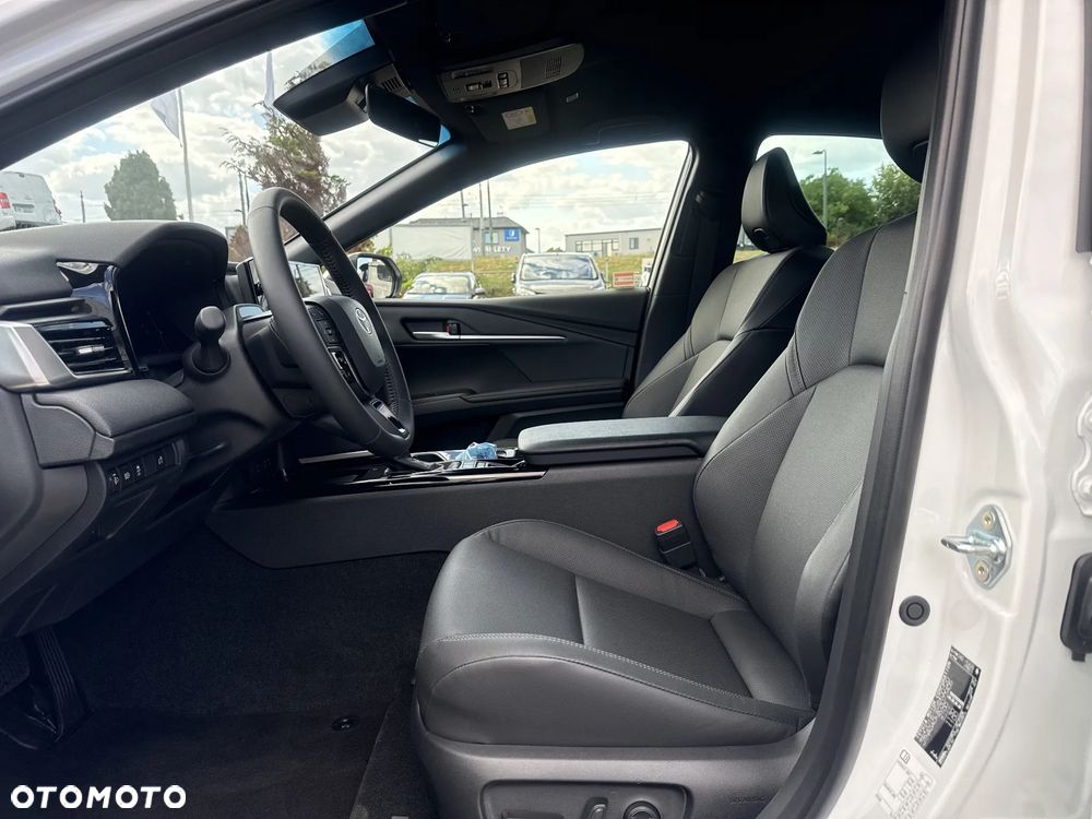 Toyota Camry 2.5 Hybrid Dynamic Force Comfort e-CVT - 13