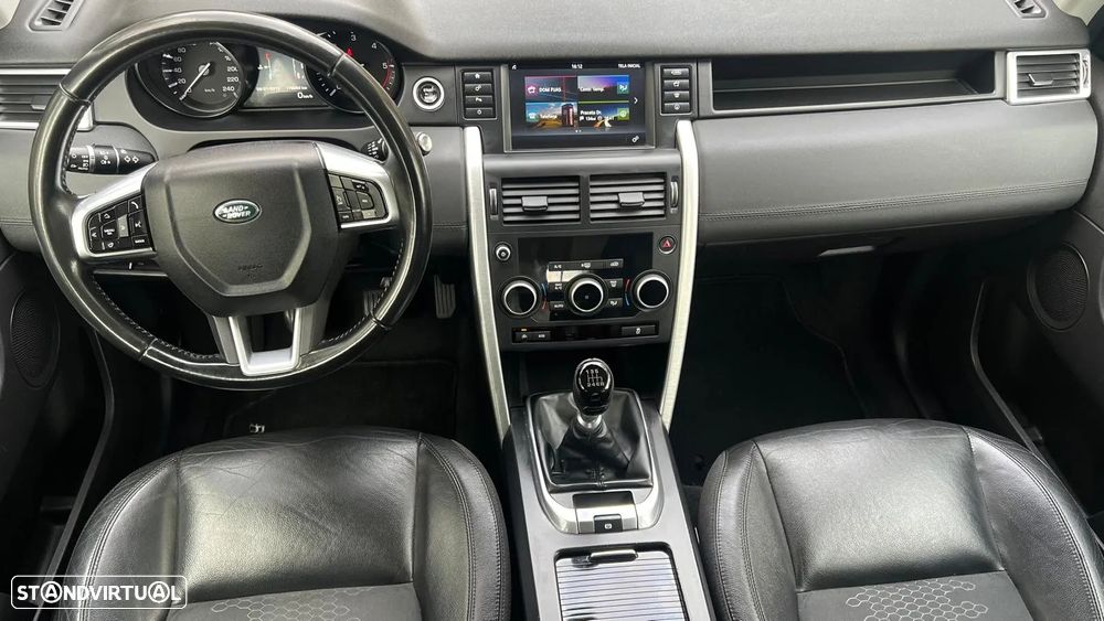 Land Rover Discovery Sport 2.0 TD4 HSE - 37