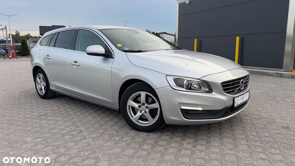 Volvo V60 D3 Geartronic Linje Svart - 2