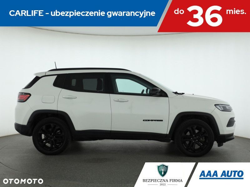 Jeep Compass - 8