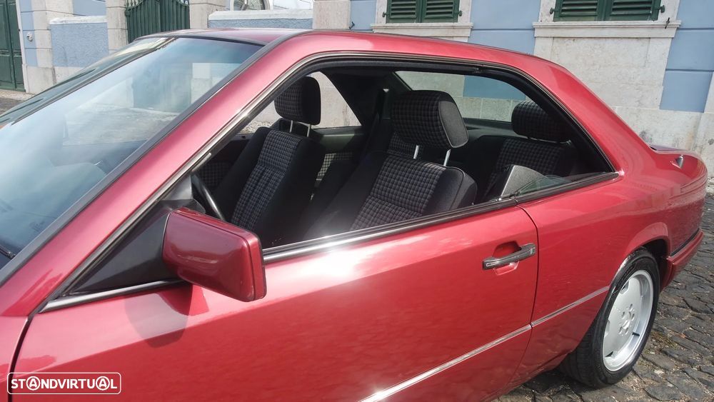 Mercedes-Benz E 200 - 16