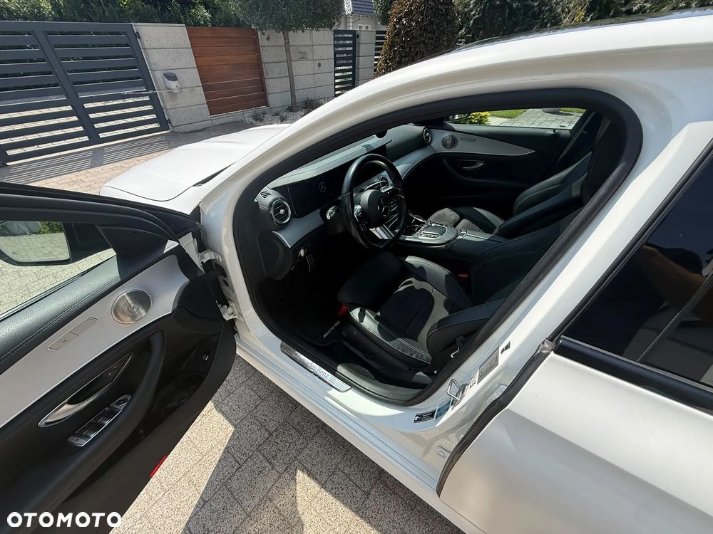Mercedes-Benz Klasa E 220 d 4-Matic AMG - 3