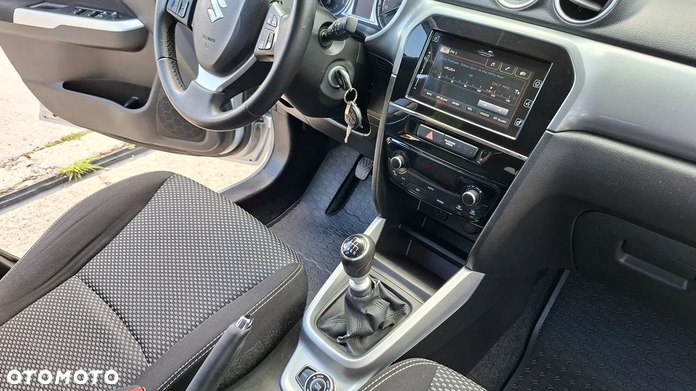 Suzuki Vitara 1.6 DDiS (4x4) Allgrip Comfort - 14