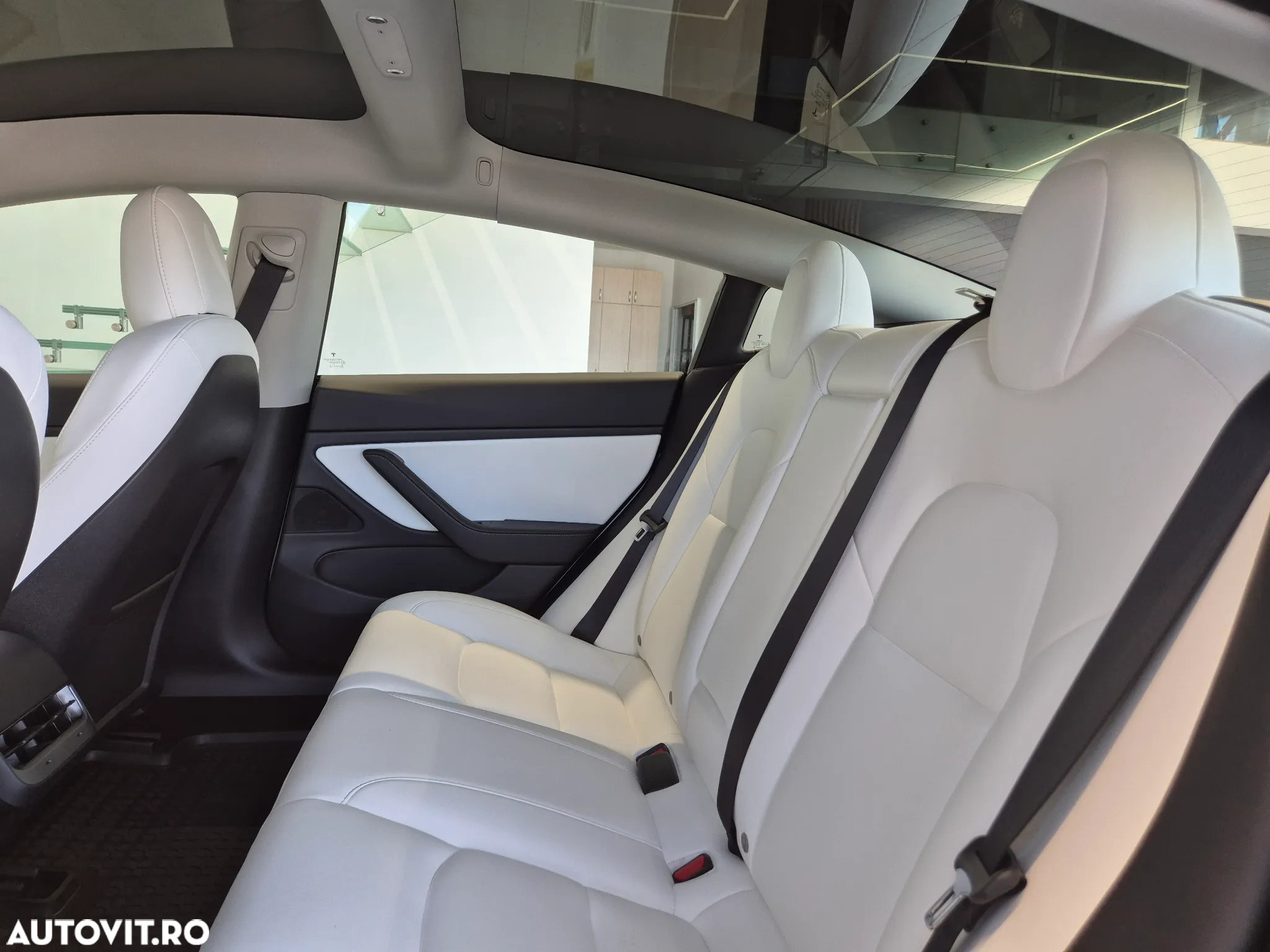 Tesla Model 3 Langstreckenbatterie Allradantrieb Dual Motor - 11