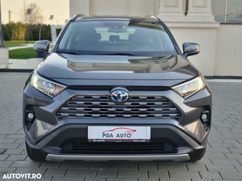 Toyota RAV4 - 6