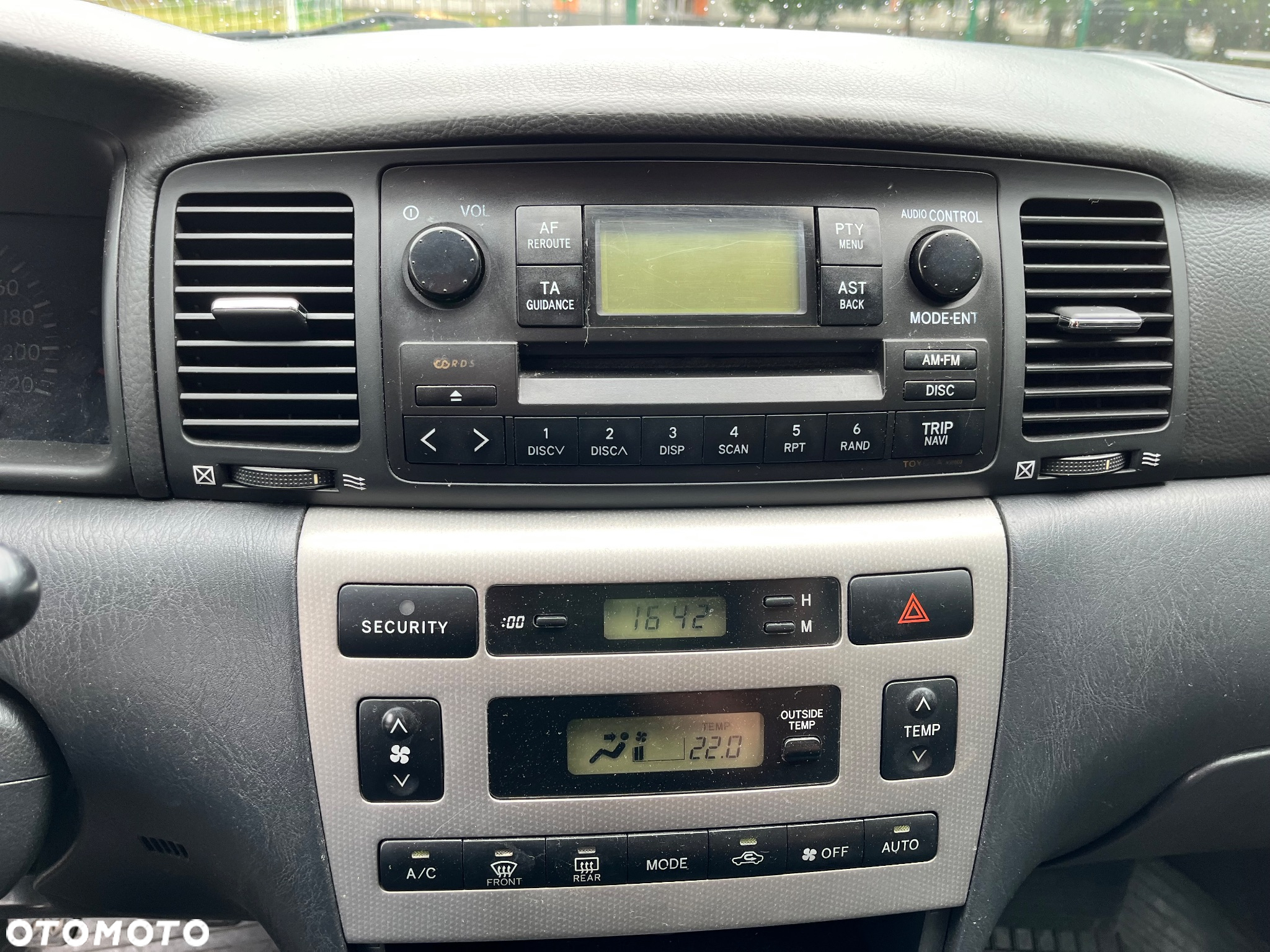 Toyota Corolla - 15